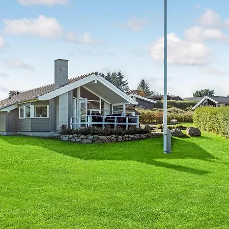 Cozy In With Kitchen Holiday home *