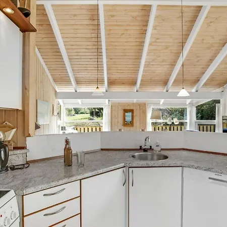 Three-bedroom In * Allinge-Sandvig