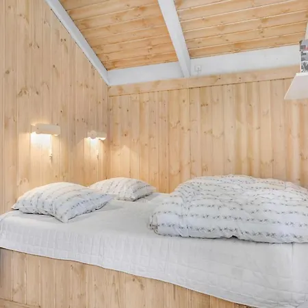 Three-bedroom In * Allinge-Sandvig