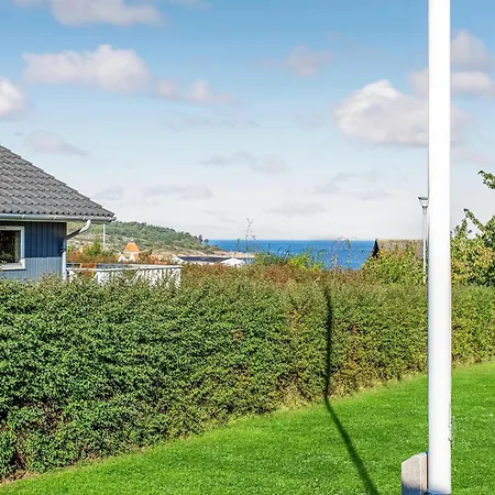 Three-bedroom In * Allinge-Sandvig