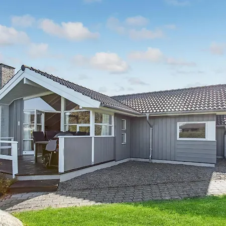 Three-bedroom In Casa de Férias *