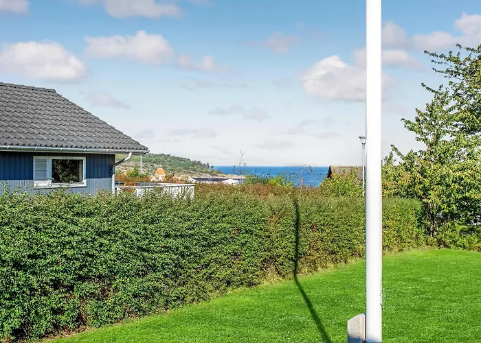 Three-bedroom In * Allinge-Sandvig
